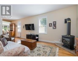 Bedroom 2 - 71 Hickory Street, Collingwood, ON L9Y3E7 Photo 14