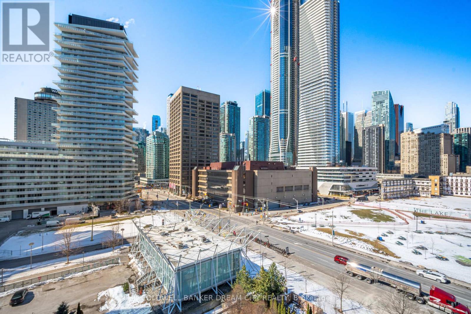 #837 39 QUEENS QUAY E - 33