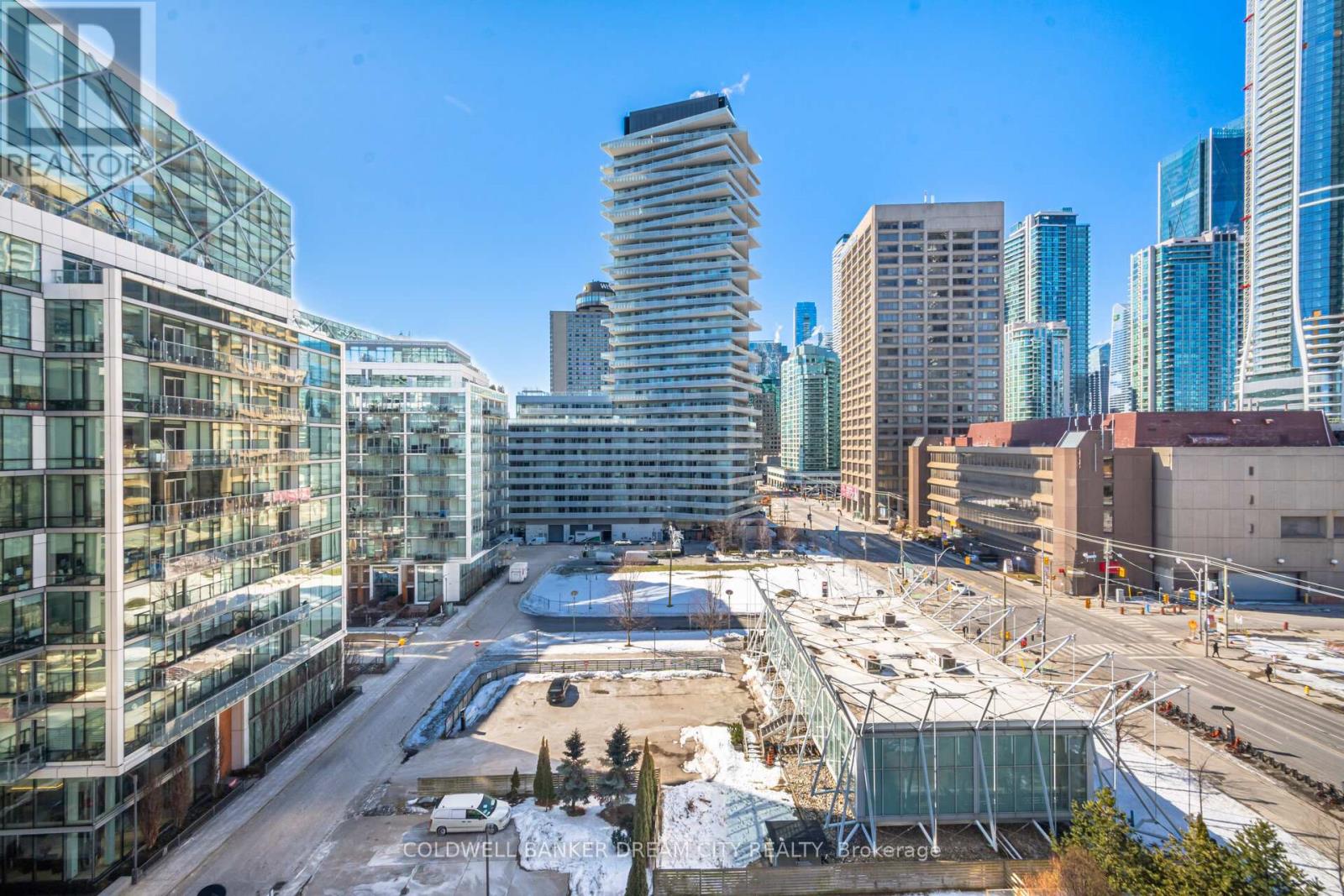 #837 39 QUEENS QUAY E - 36