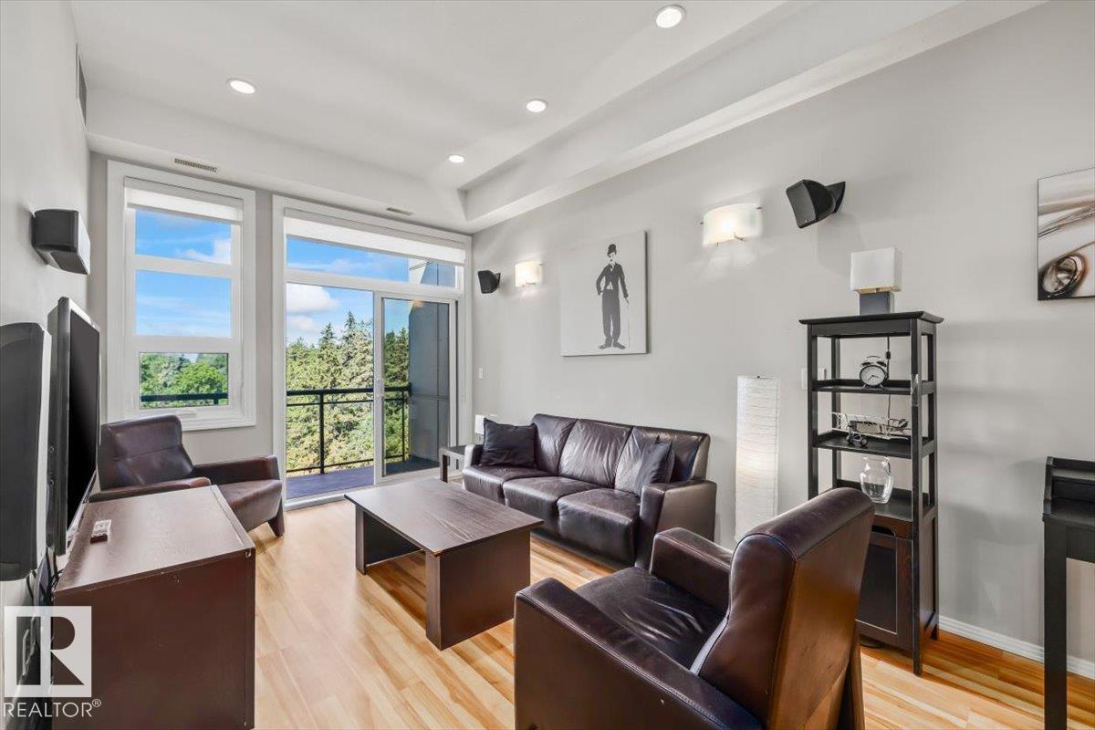 #427 10531 117 ST NW - 11