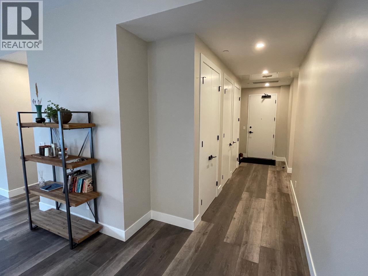 #213 3313 Wilson Street - 11