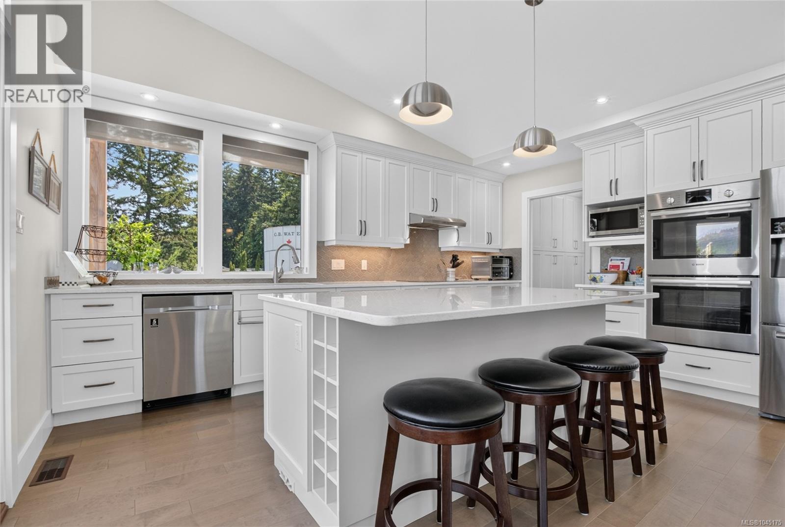 1768 Wilmot Rd - Image 15