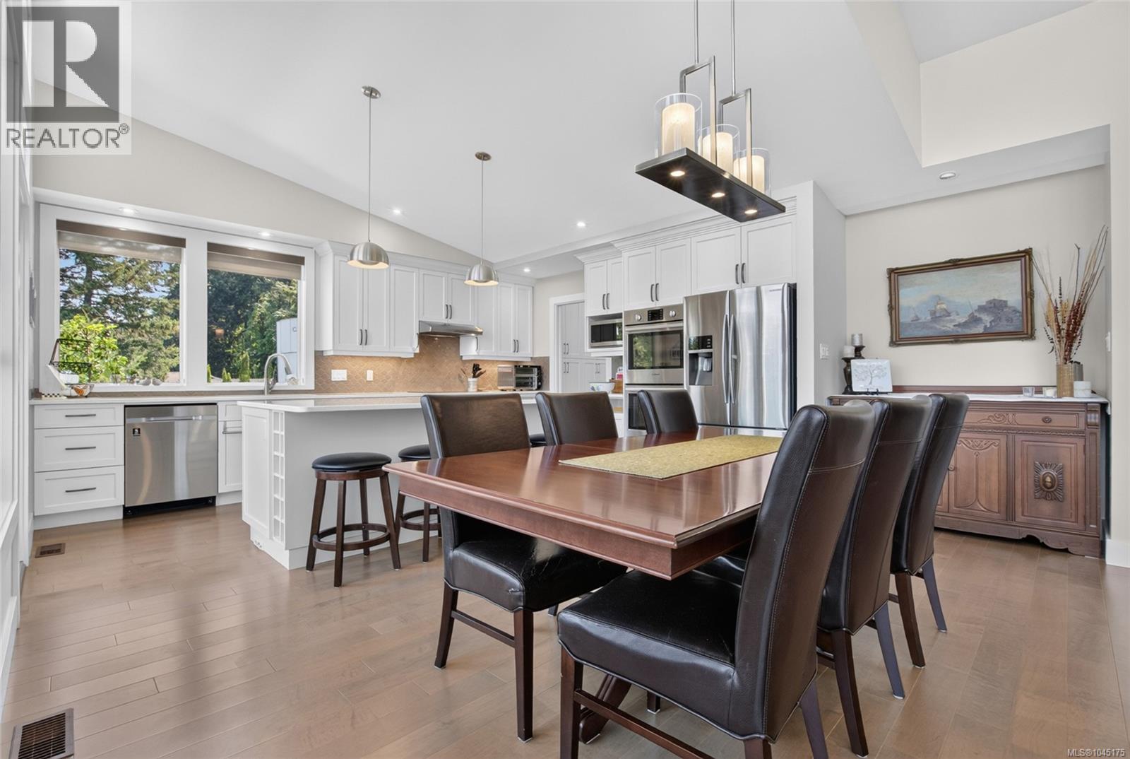 1768 Wilmot Rd - Image 19