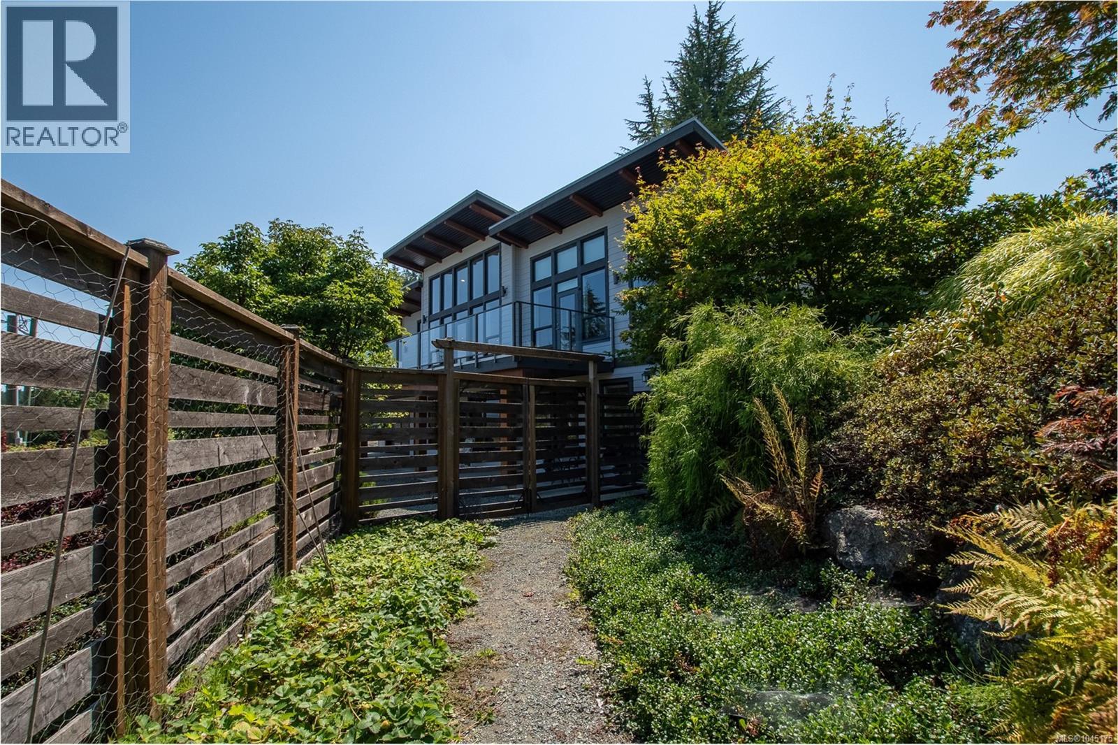 1768 Wilmot Rd - Image 43