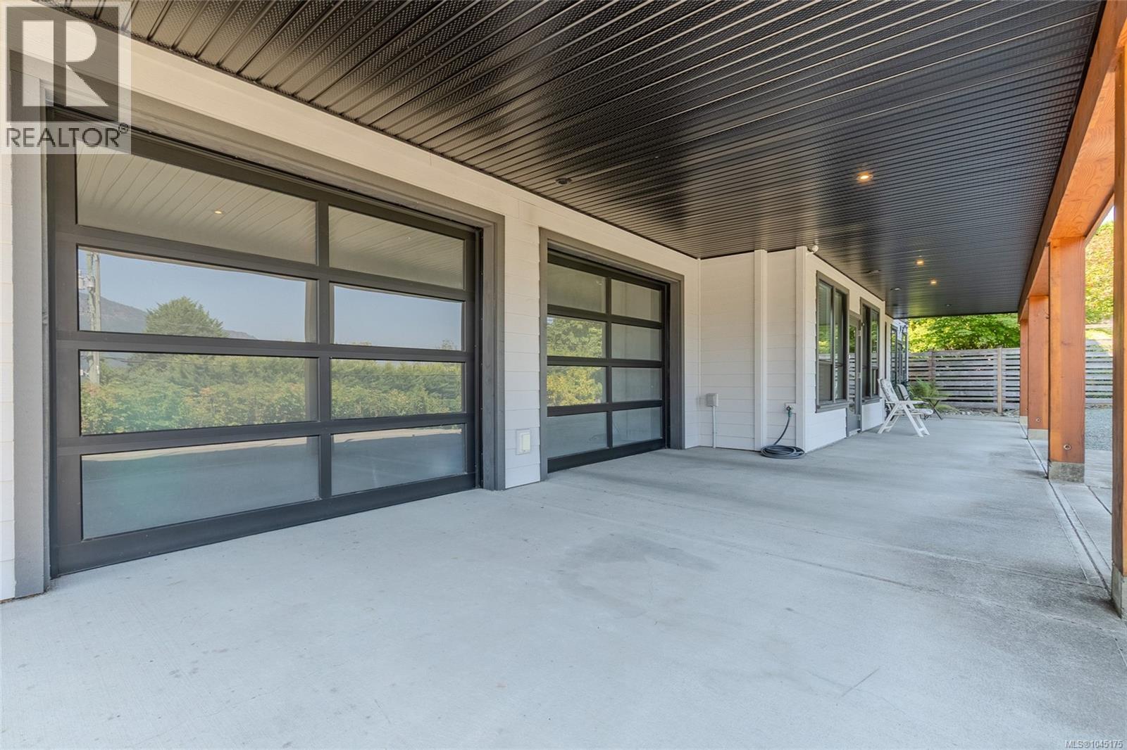 1768 Wilmot Rd - Image 44