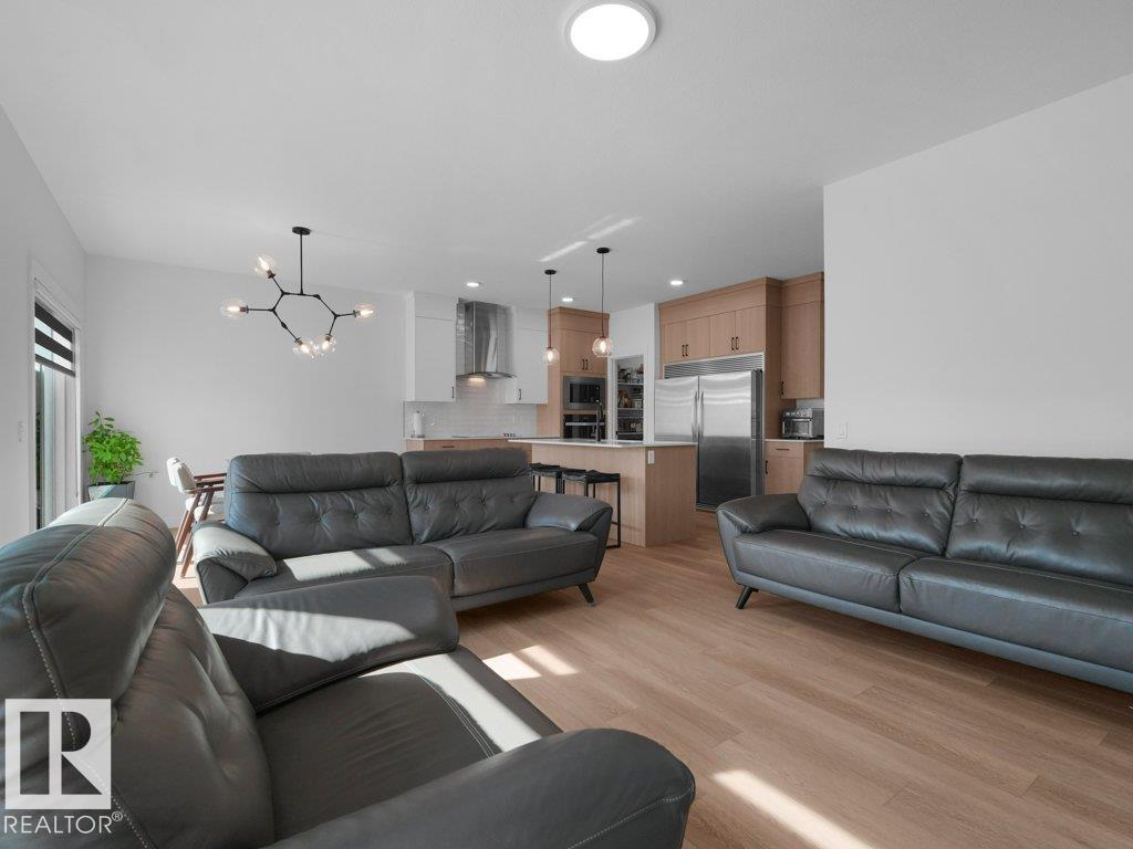 1077 CRISTALL Crescent SW - Photo 23