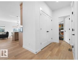 Bedroom 2 - 1077 Cristall Cr Sw, Edmonton, AB T6W5S6 Photo 6