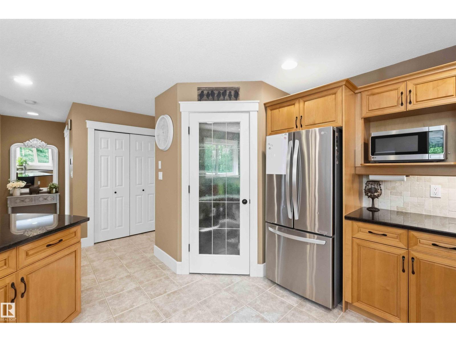 60 56019 Rge Rd 230 - 13