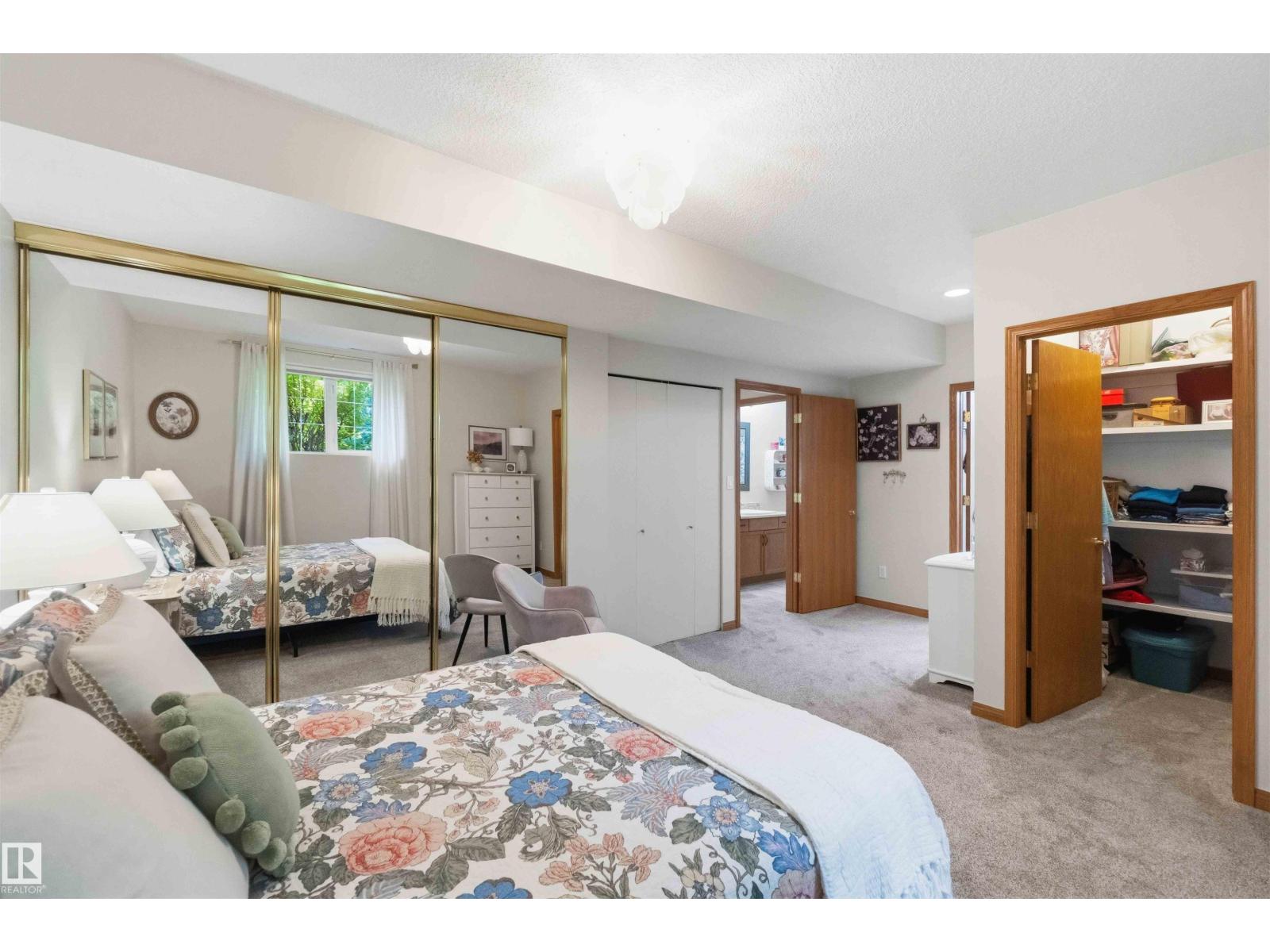 60 56019 Rge Rd 230 - 60