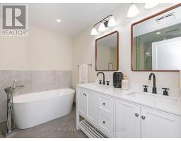 3582 Gallager Drive, Mississauga, ON L5C2N6 Photo 16