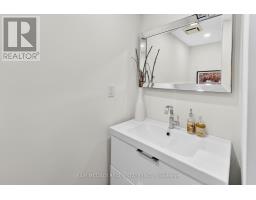 644 Sweetwater Place, Mississauga, ON L5H3Y8 Photo 18