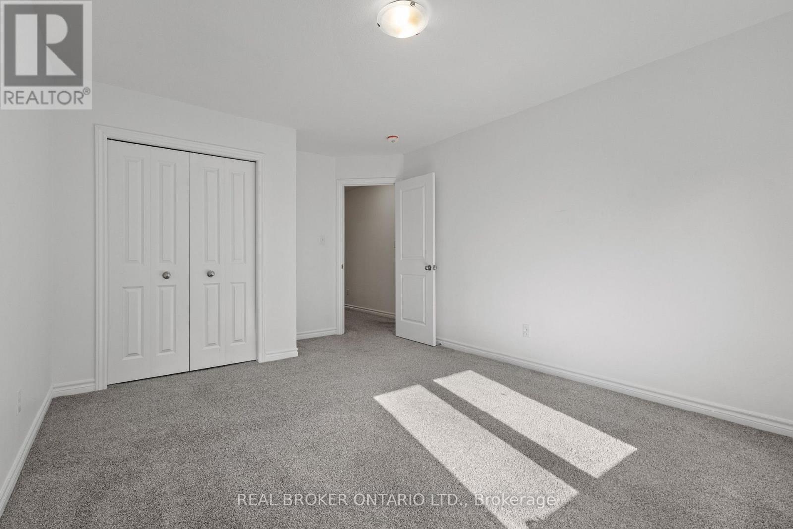91 WOODEDGE CIRCLE - 21