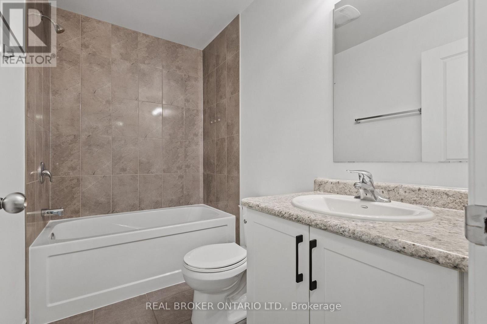 91 WOODEDGE CIRCLE - 22