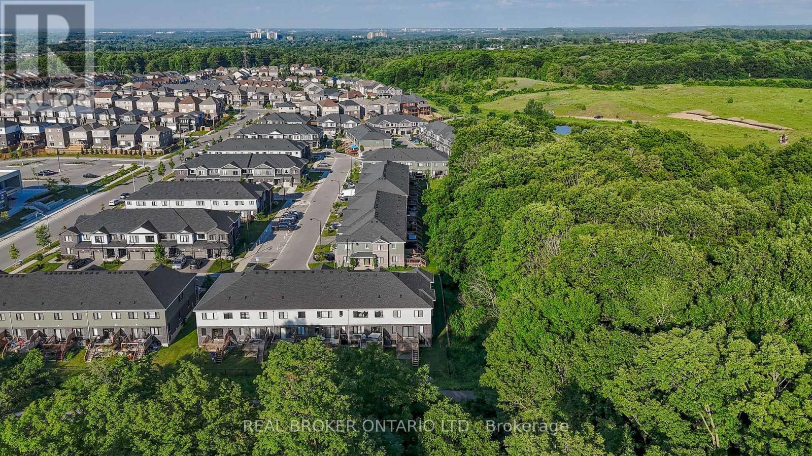 91 WOODEDGE CIRCLE - 35