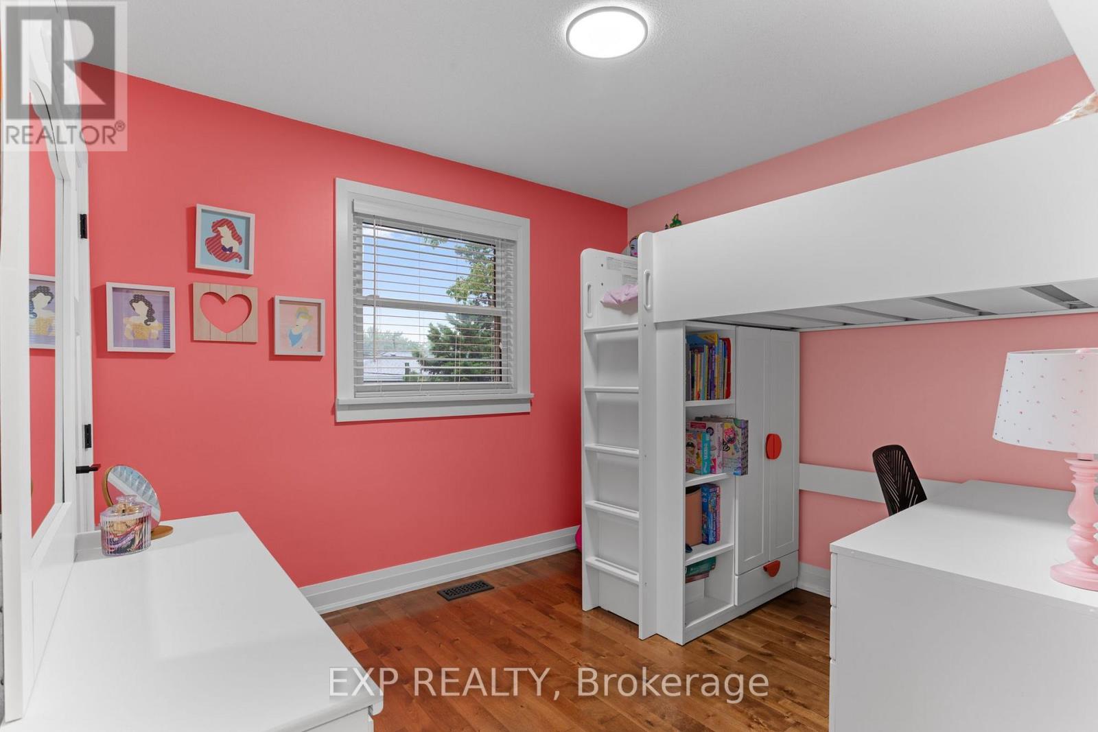 62 RANDALL AVENUE - 13