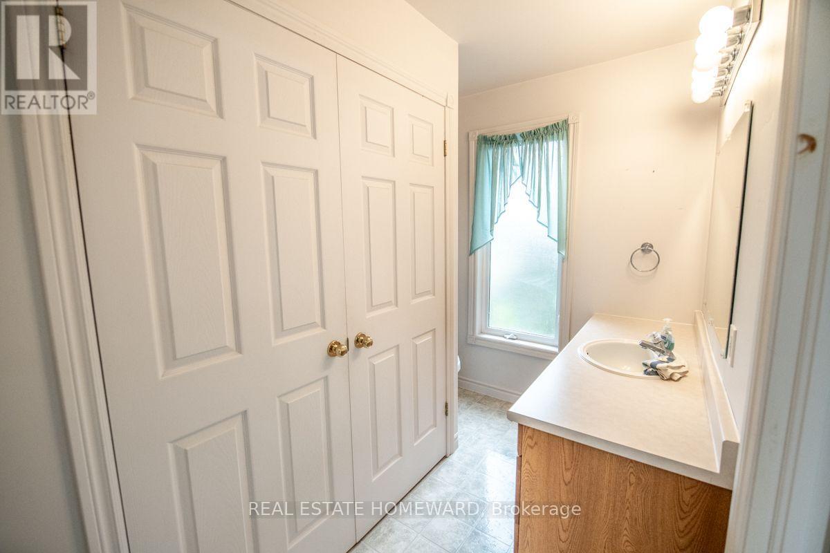 1235 FLOOD'S DRIVE - 21