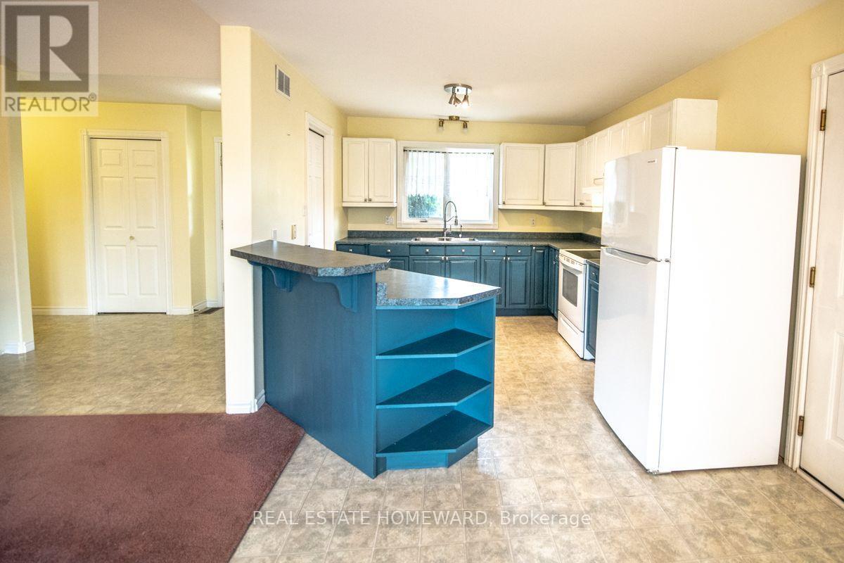 1235 FLOOD'S DRIVE - 6