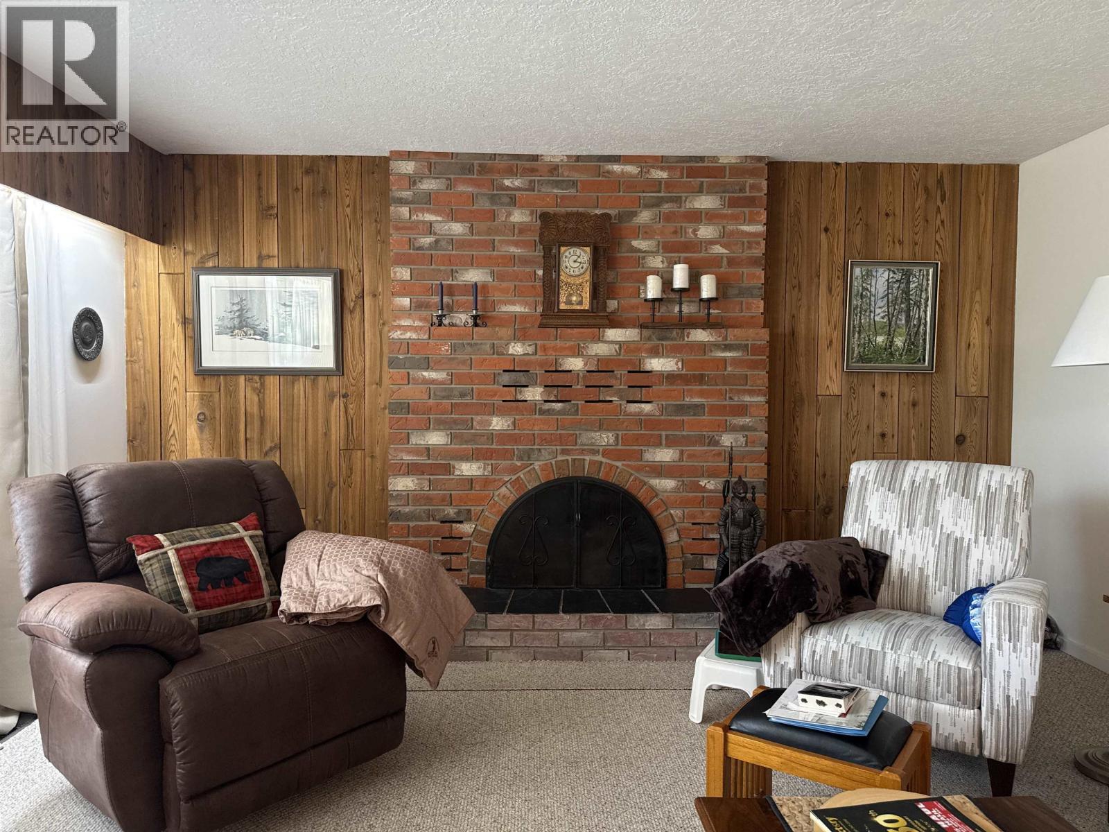 2400 ARNOLDUS ROAD - 8