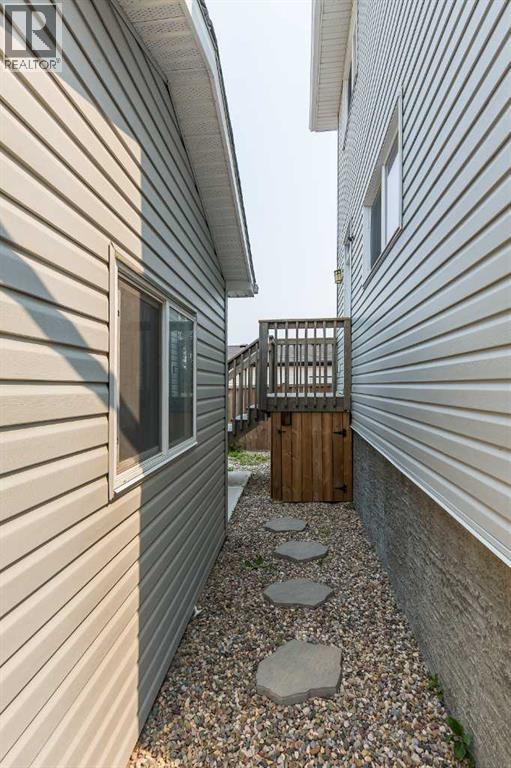 417 Moonlight Way W - Image 38