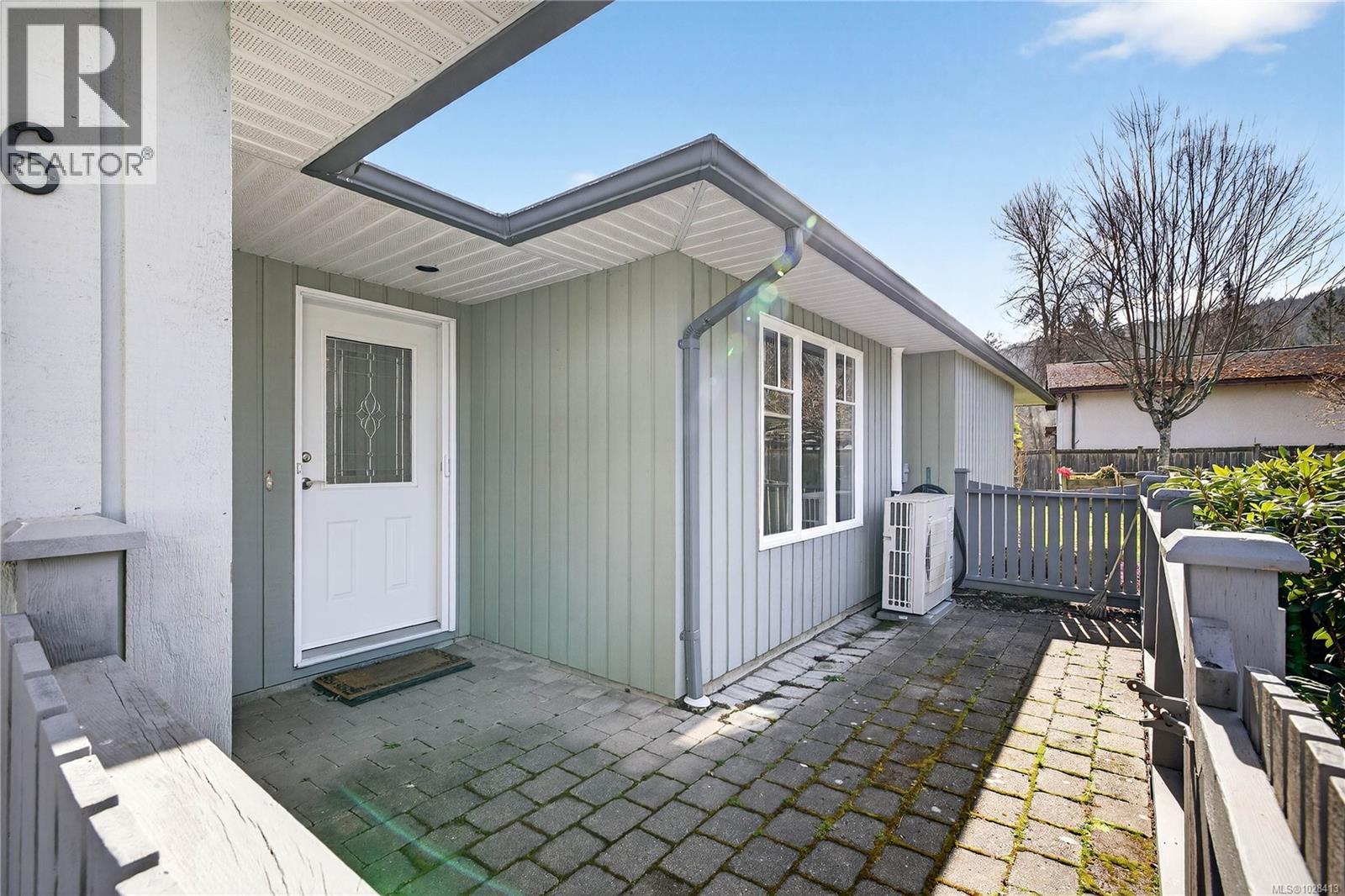#6 235 Park Dr - 2