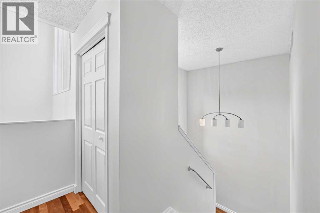 55 Pineland Close NE - 26