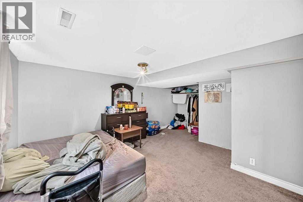 55 Pineland Close NE - 33