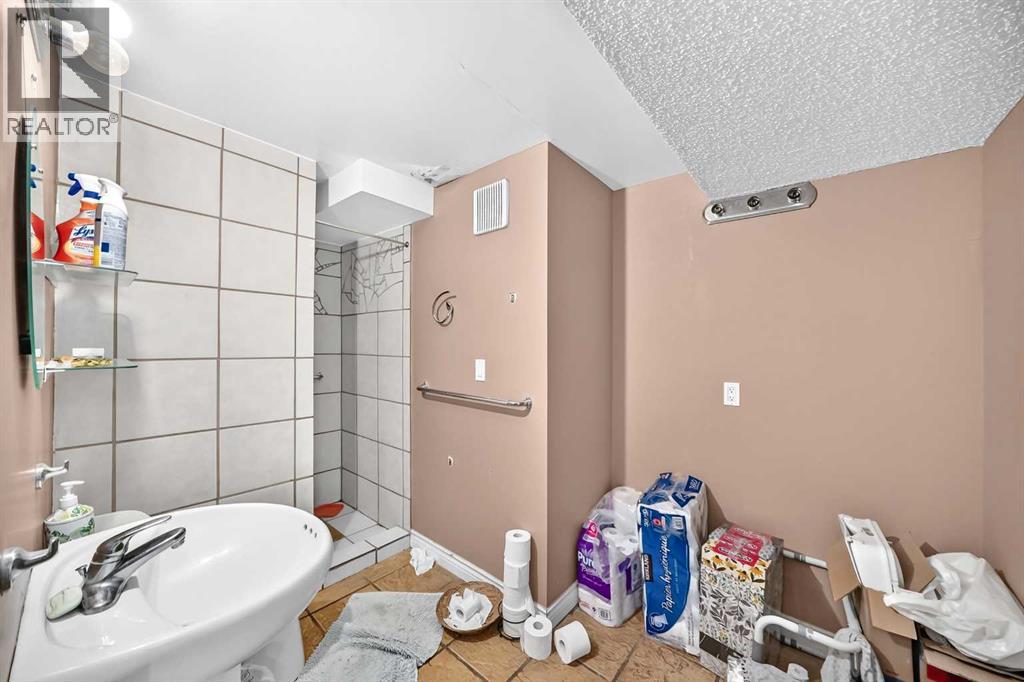 55 Pineland Close NE - 35