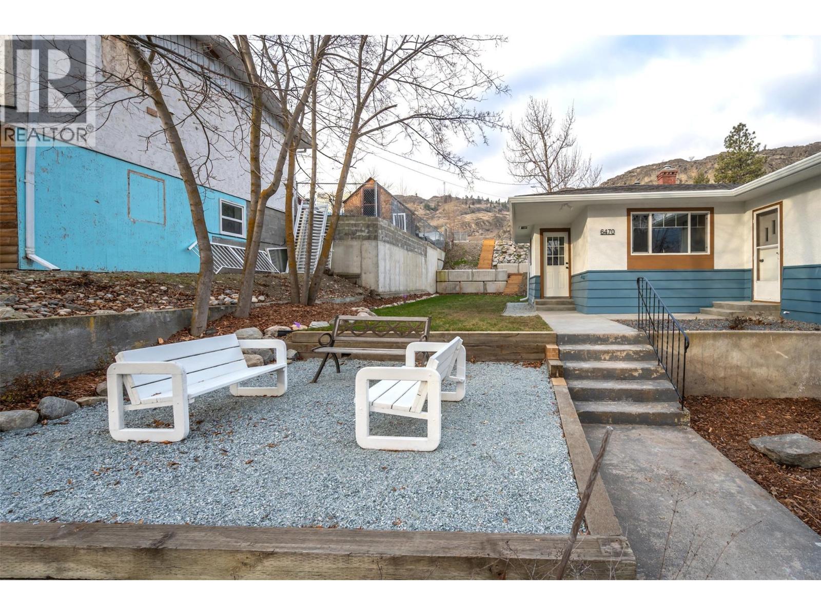 6470 Hollow Street, Oliver