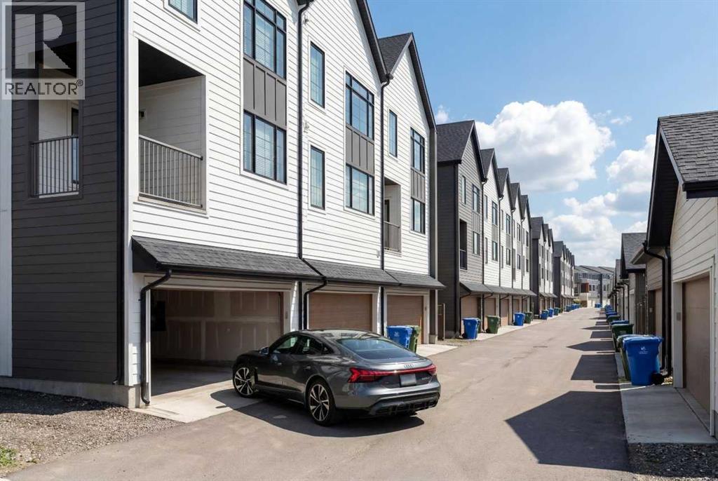 3873 155 Avenue SW, Alpine Park, Calgary photo 5