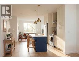 4pc Bathroom - 3873 155 Avenue Sw, Calgary, AB T2Y0M8 Photo 6