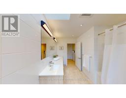 25 Oswald Crescent, Toronto, ON M4S2H5 Photo 25