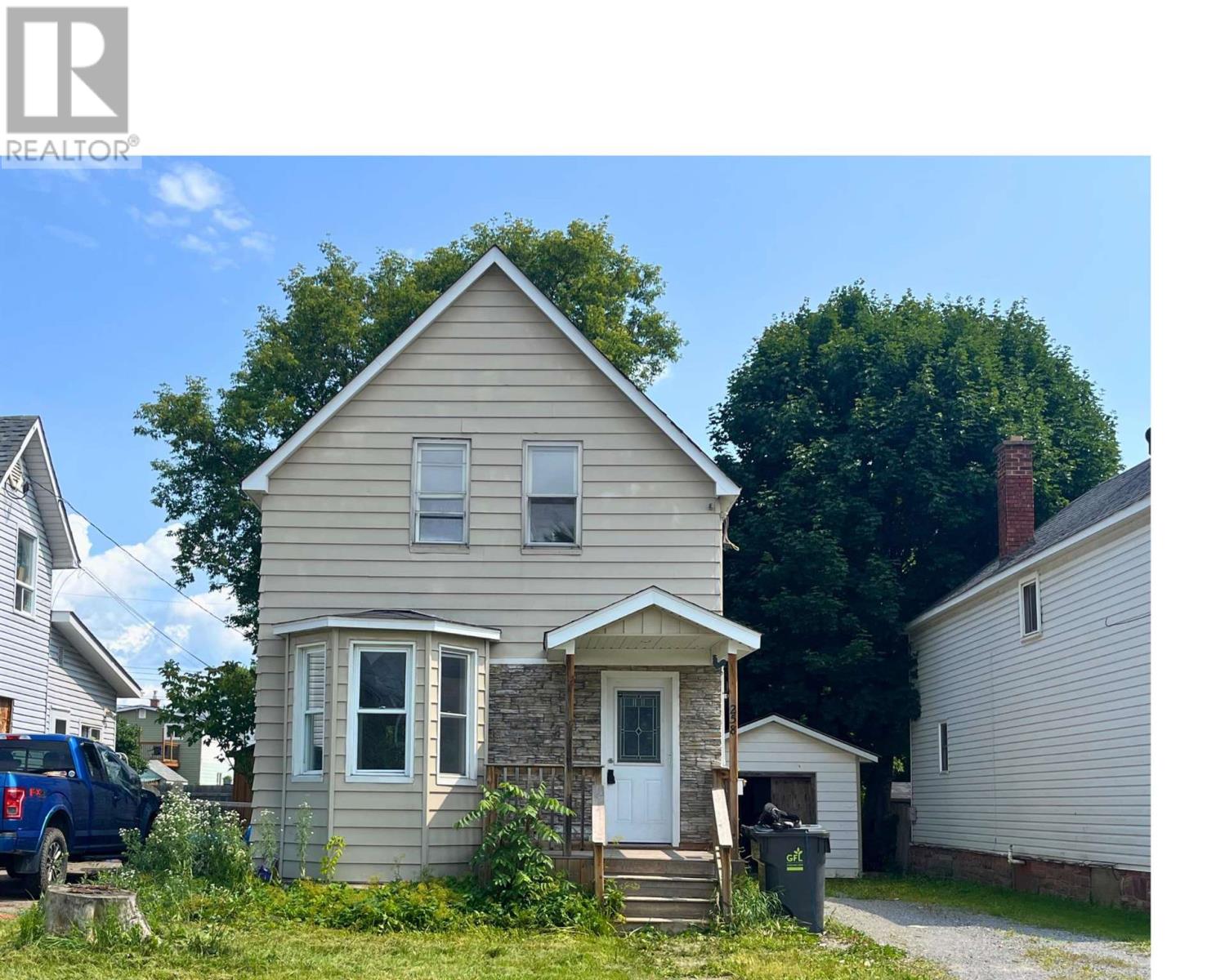258 St. James ST