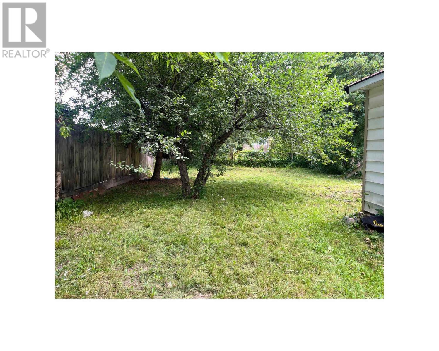 258 St. James ST - 12