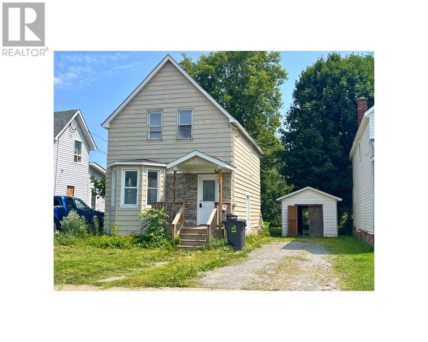 258 St. James ST - 2