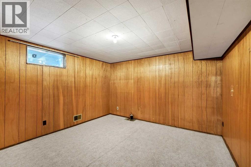 31 8 Street W - Image 23