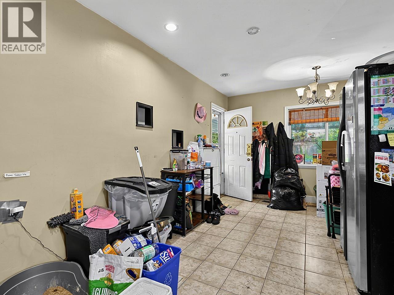 4 Bed, 2 Bath House for Sale in Burnaby – 8247 10TH AVENUE, Burnaby – MLS# R3154707 - Image 8