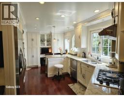 23242 130 Avenue, Maple Ridge, BC V2X4S6 Photo 9