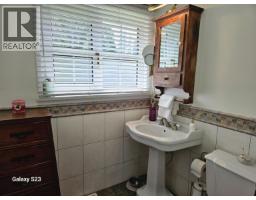 23242 130 Avenue, Maple Ridge, BC V2X4S6 Photo 19