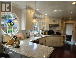 23242 130 Avenue, Maple Ridge, BC V2X4S6 Photo 8