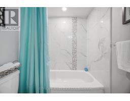 1105 - 700 Constellation Drive, Mississauga, ON L5R3G8 Photo 14