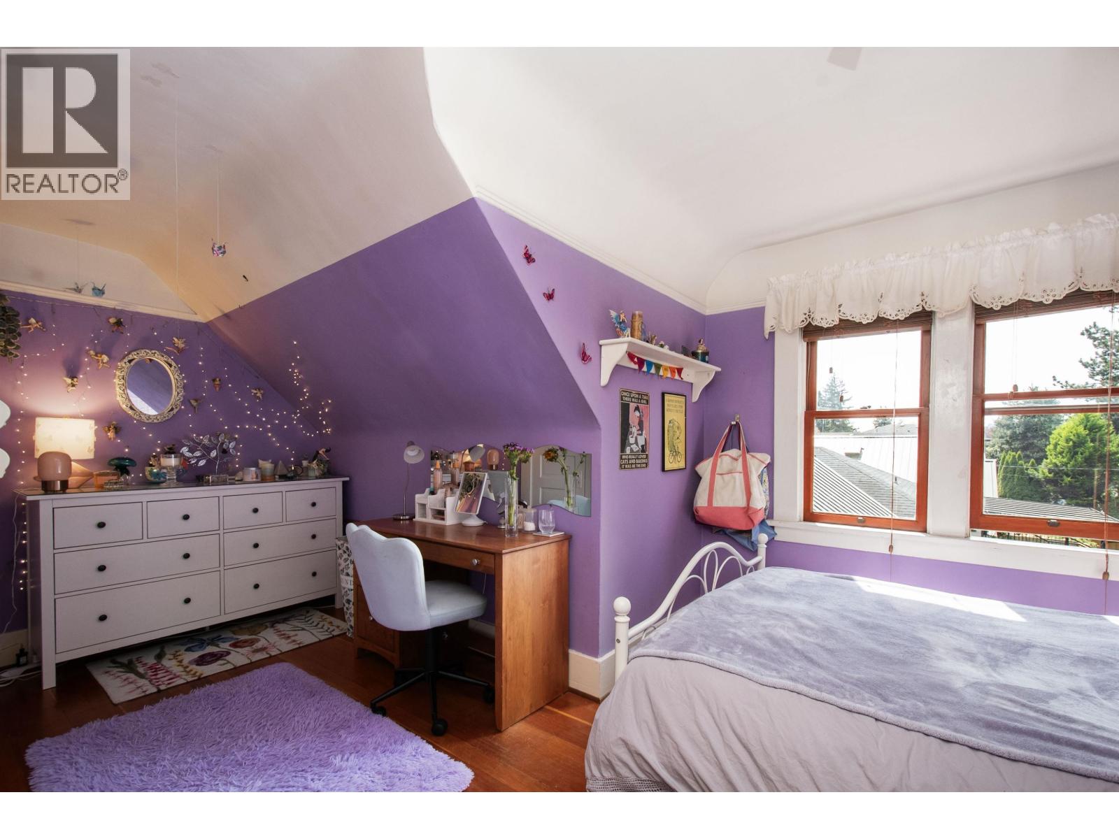 1560 MACGOWAN AVENUE, North Vancouver