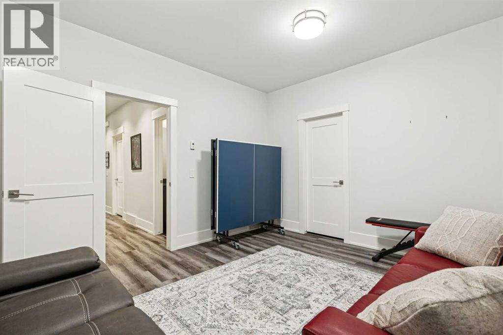 1940 48 Avenue SW - Image 29