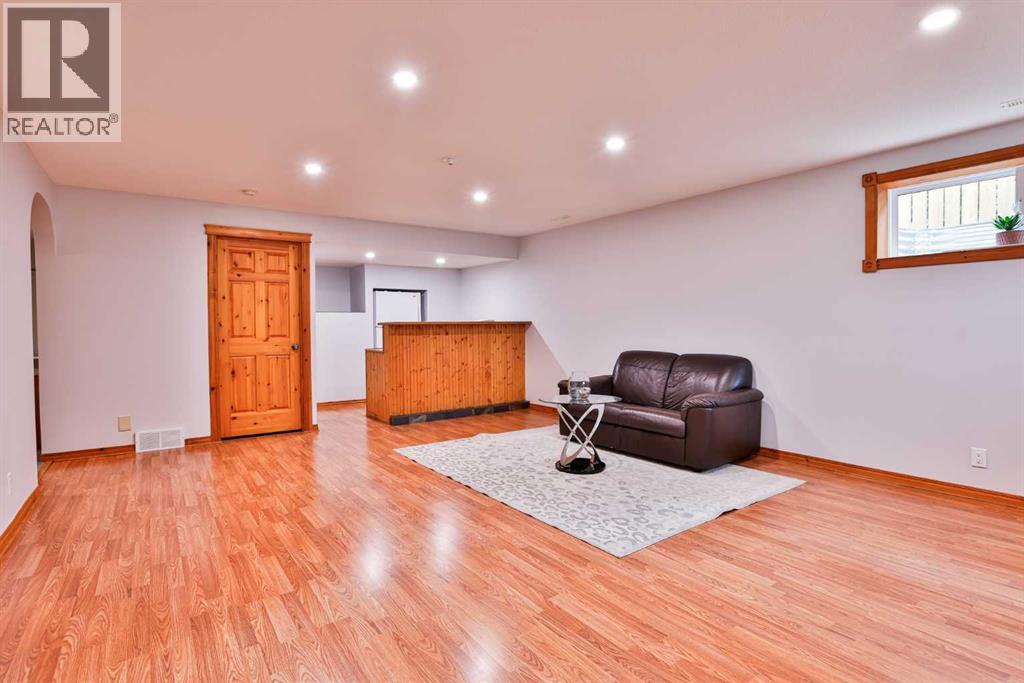 128 Cougar Road N - Image 15