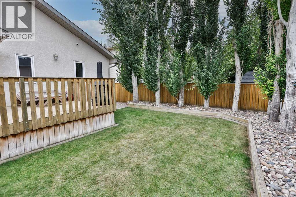 128 Cougar Road N - 24