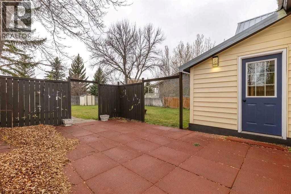 120 N 1 Street West - Photo 24