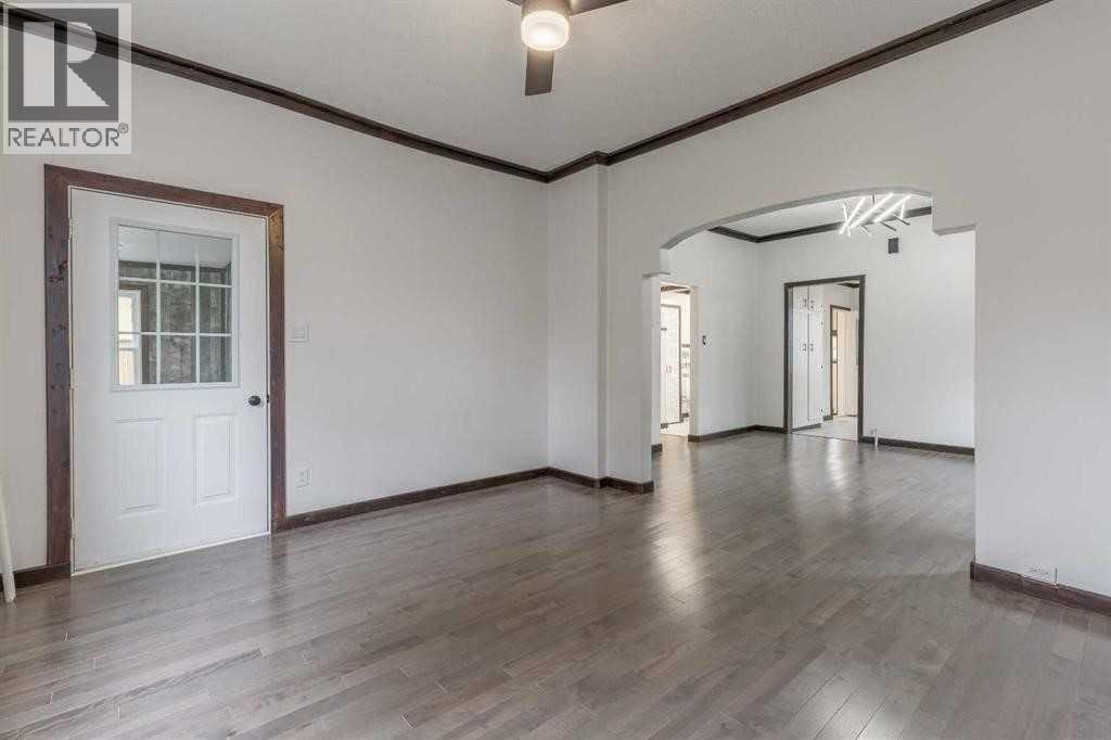 120 N 1 Street West - Photo 6