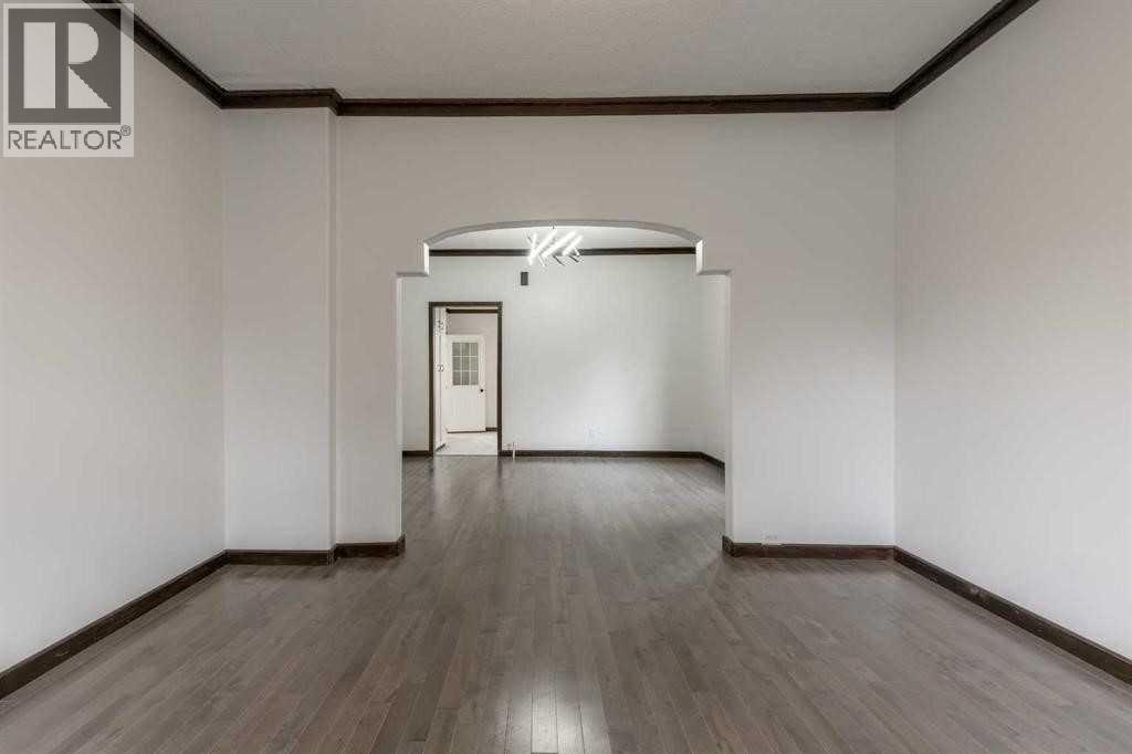 120 N 1 Street West - Photo 8