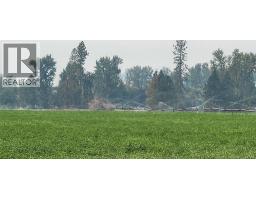 5905 Edwards Road, Grand Forks, BC V0H1H9 Photo 14
