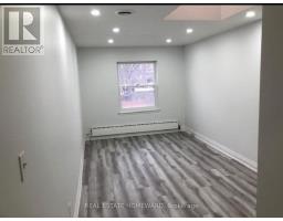 Side - 274 Rumsey Road, Toronto, ON M4G1R2 Photo 12