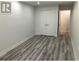 Side - 274 Rumsey Road, Toronto, ON M4G1R2 Photo 13